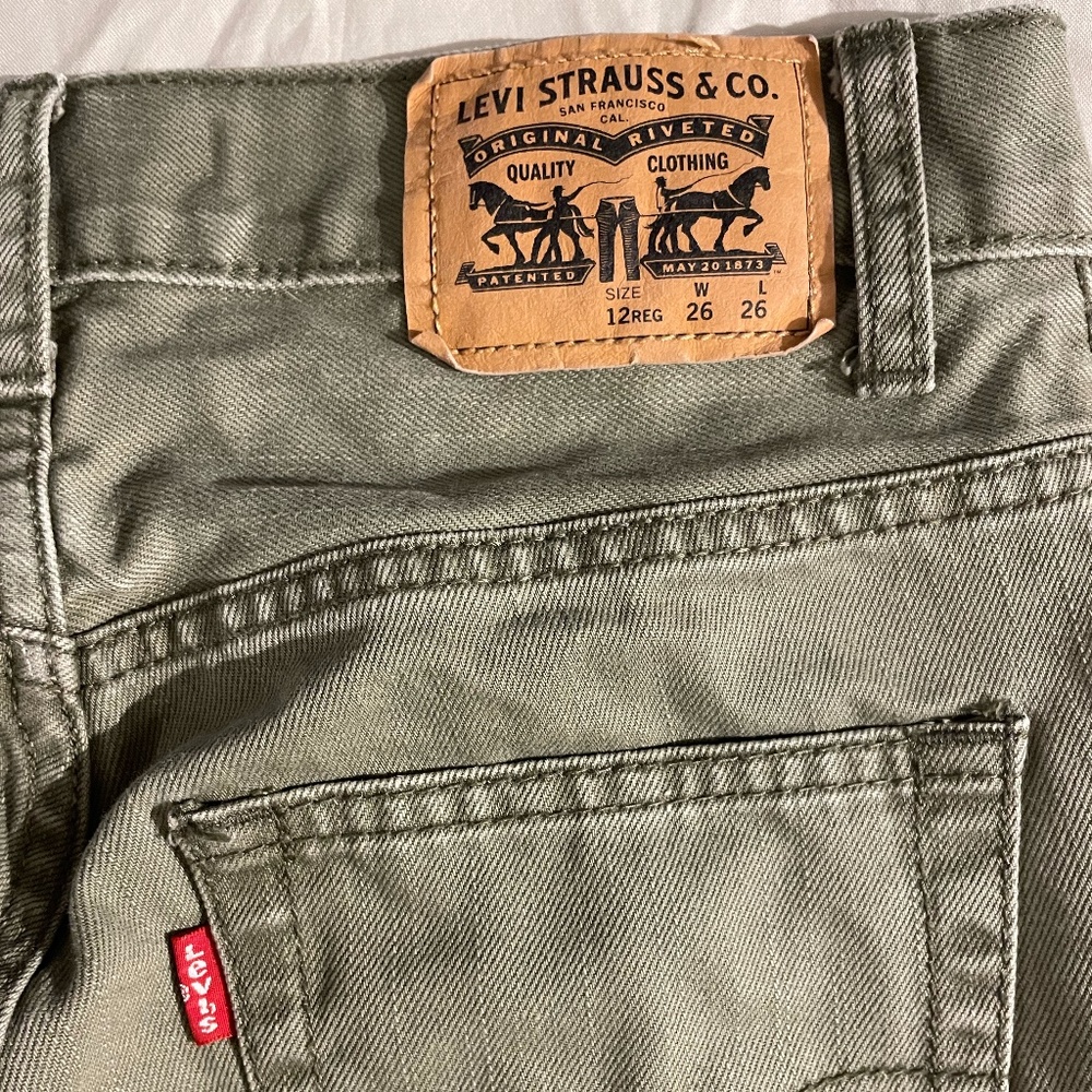 Levi jeans